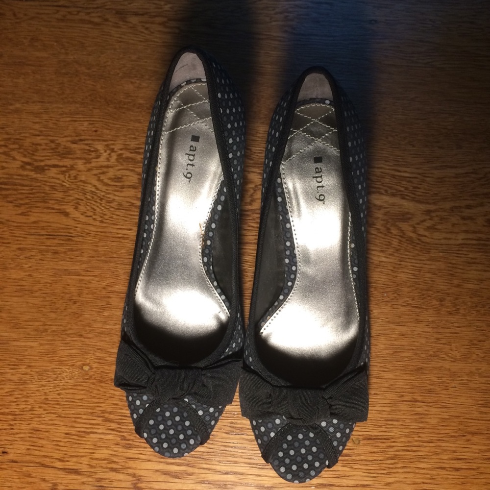 Apt. 9 Blk/Gry Polka Dot Fabric High Heel Pump  8M
